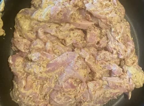 Emincé de lapin marinée moutarde