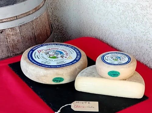 1/2 tome au lait cru, mixte chèvre / vache - environ 2 kg