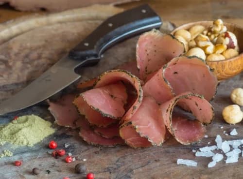 Porc d'Occitanie "Lou Porc del Païs" à l'Ail des Ours