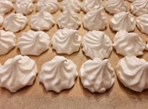 Mini Meringues